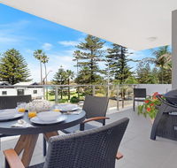 Bathers at the Beach - across from Surf Beach - Accommodation BNB