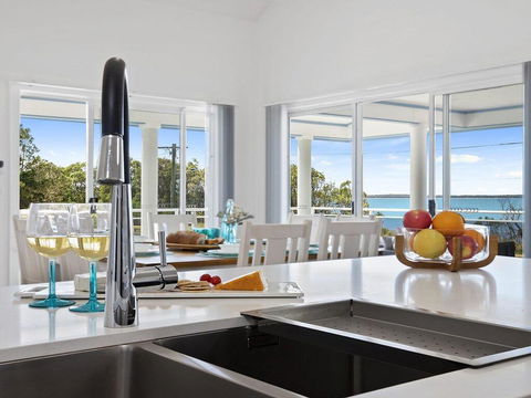 Bay Views - Panoramic Jervis Bay Views - Accommodation BNB 2