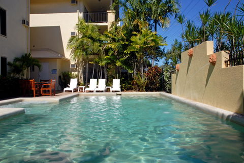 Bay Village Tropical Retreat & Apartments - Accommodation BNB 1