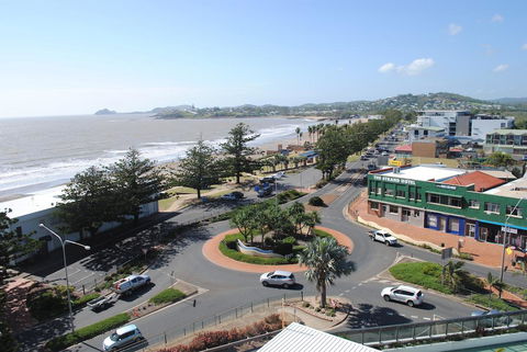 Bayview Tower - Accommodation BNB 3