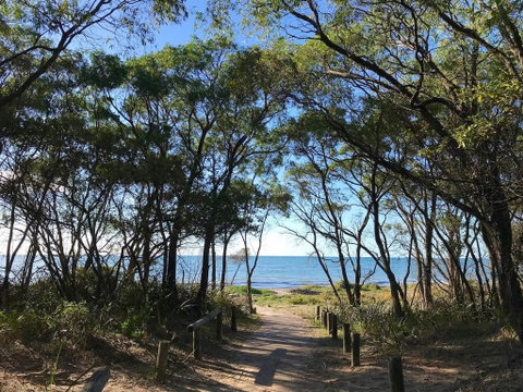 Beach House By The Bay - Accommodation BNB 3
