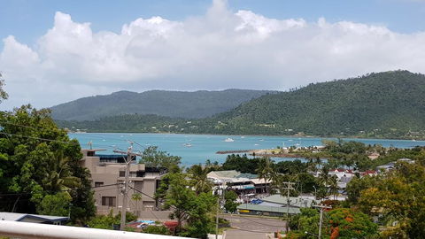 Beach House On Begley - Airlie Beach Central - Accommodation BNB 3