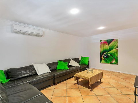 Beachcomber Trinity Beach - Accommodation BNB 2