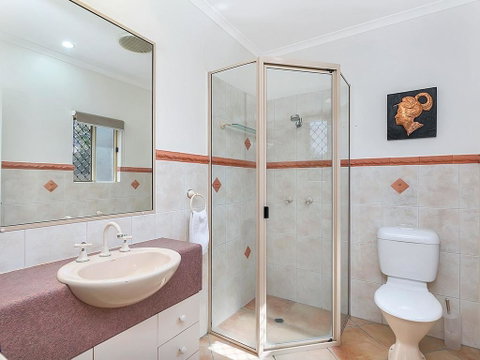 Beachcomber Trinity Beach - Accommodation BNB 3
