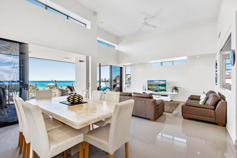 Beaches On Maroochy 1 Beach Parade - Accommodation BNB 1