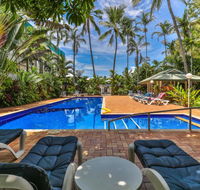 Beachfront Apartment Agincourt Clifton Beach - Accommodation BNB