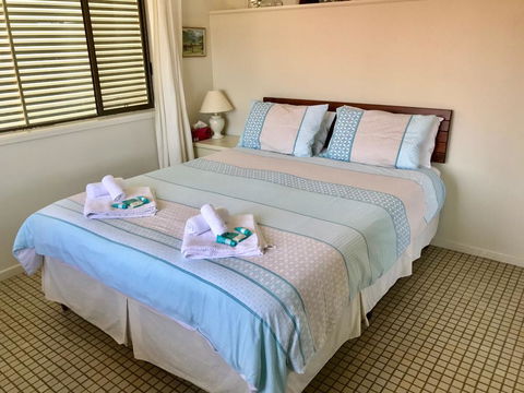 Beachfront Apt With Private Pool - Accommodation BNB 1