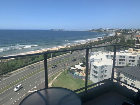 Beachfront Towers - Accommodation BNB 3
