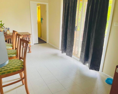 Red Steps - Family & Pet Friendly - Accommodation BNB 3