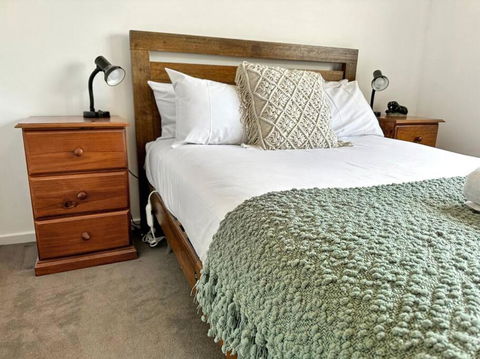 Reel Close! Walk To Everything. Sleeps 6 - Accommodation BNB 2