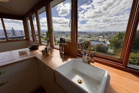 Renovated Cottage Near Cataract Gorge Launceston - Accommodation BNB 2