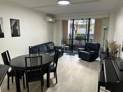 Resort Style 2BR Apt In Pyrmont Next To Darling Harbour - Accommodation BNB 1