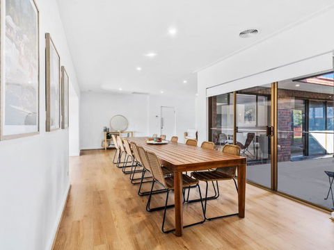 Retreat House - Accommodation BNB 1