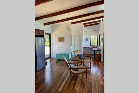 Ridge Cabin - Stunning Views - 5km From Neighbours - Accommodation BNB 2