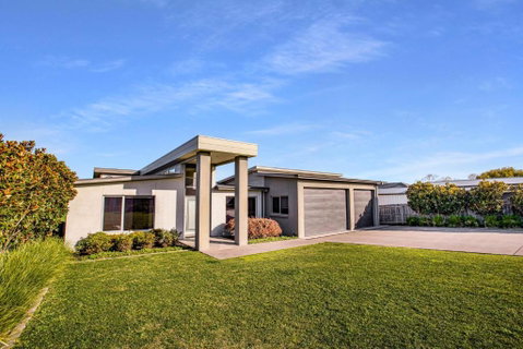 Riverside Haven - Accommodation BNB 2