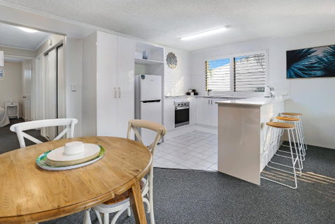 Riverside Location, Noosa Sound - Accommodation BNB 3