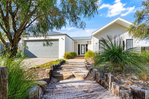 Ryze N Shine I Private Properties - Accommodation BNB 0
