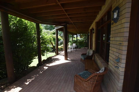 Rockwall Avoca Beach - Accommodation BNB 1