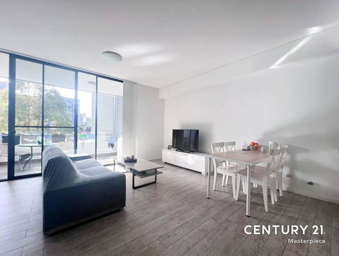 Rosebery Comfort 2BR Apt Near CBD - Accommodation BNB 1