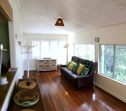 Rosemaree, 24 East Street - Accommodation BNB 1