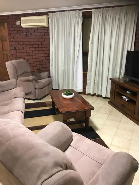 SA House - Accommodation BNB 3