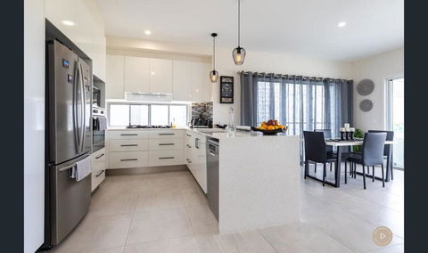 Salt Zen Holiday Townhouse - Accommodation BNB 3