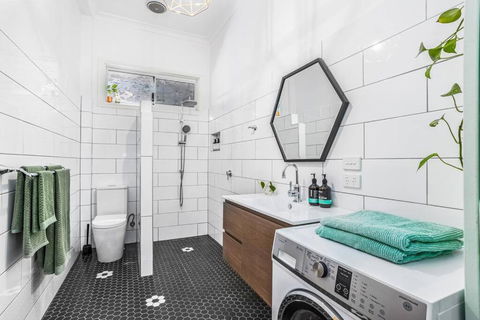 Saltbush Cottage In Fabulous South Fremantle - Accommodation BNB 3