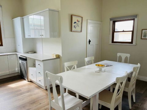 Saltwater Bungalow - WiFi - Accommodation BNB 3