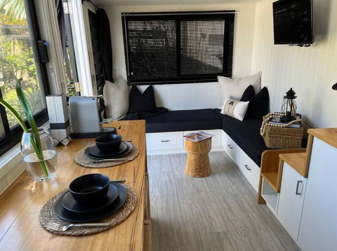 SALTY SOUL KIAMA - Tiny House By The Ocean - Accommodation BNB 0
