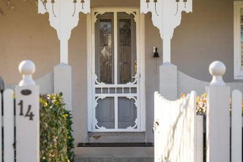 Sampson Cottage - Historic Charm with Accommodation BNB