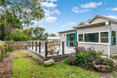 Sand Surf And Sunshine - Accommodation BNB 0