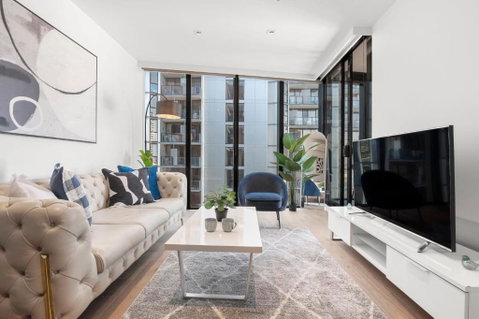 Rooftop Pool Stunning Apt At Marvel Stadium With Free Parking - Accommodation BNB 1