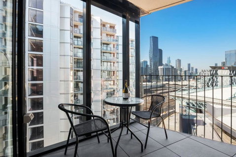 Rooftop Pool Stunning Apt At Marvel Stadium With Free Parking - Accommodation BNB 3