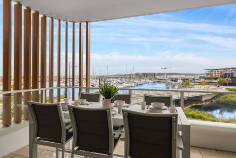 Sailview Escape - A Tranquil Marina Hideaway - Accommodation BNB 3