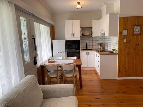 Sandpiper - Charming Beach Villa - Accommodation BNB 2
