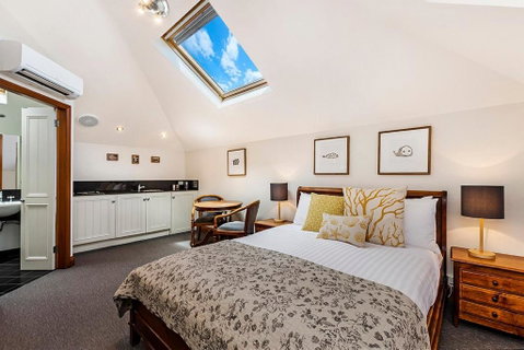 Sandstone Suites - In The Heart Of Port Fairy - Accommodation BNB 0