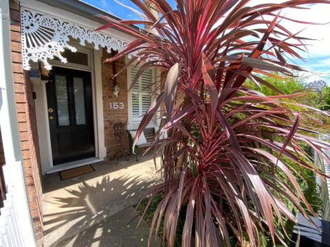 The Edward Townhouse 153 - Tastefully Styled - Accommodation BNB 0