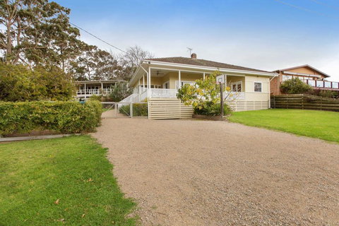 BEACHSIDE GETAWAY - DROMANA - Accommodation BNB 0