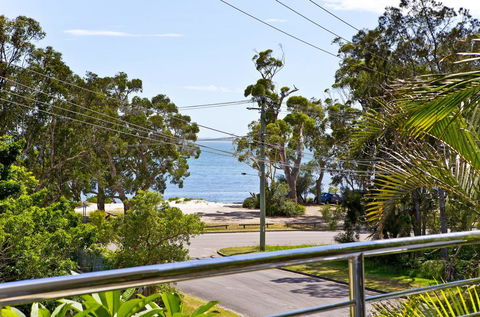 Beachside Haven - Your Perfect Oasis Home - Accommodation BNB 0