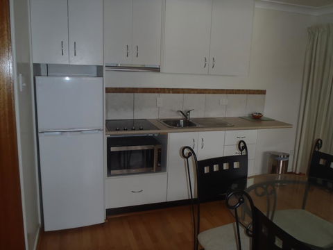 Beachside Holiday Units - Accommodation BNB 2
