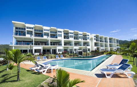 Beachside Magnetic Harbour Apartments - Accommodation BNB 0