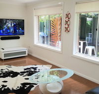 Beachside Villa Ettalong Beach - Accommodation BNB