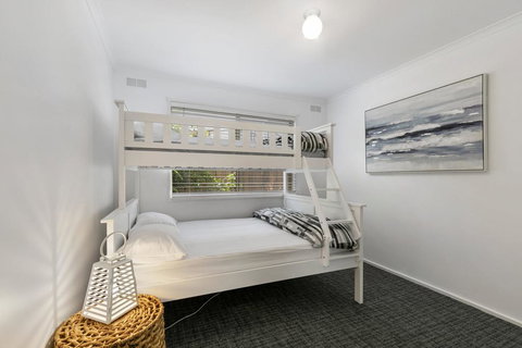 BEAUTY AND THE PEACE - INLET SIDE - Accommodation BNB 1