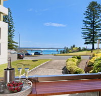 Beauty at the Beach - modern beachfront apartment - Accommodation BNB