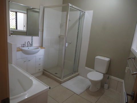 Bed And Breakfast With Airport Transfers And Rental Car - Accommodation BNB 2