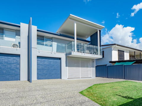 Beerburrum St, 2/22 Dicky Beach - Accommodation BNB 2