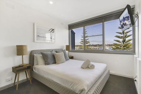 Bellevue On The Lakes - Accommodation BNB 3