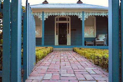 Belmont At Beechworth 2 Bedrooms, 2 Bathrooms, 2 Couples - Accommodation BNB 1