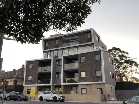 Benalong Apartment - At Gladesville - Accommodation BNB 0