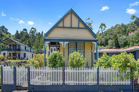 Benvenuti, To Comstock Cottage - Accommodation BNB 2